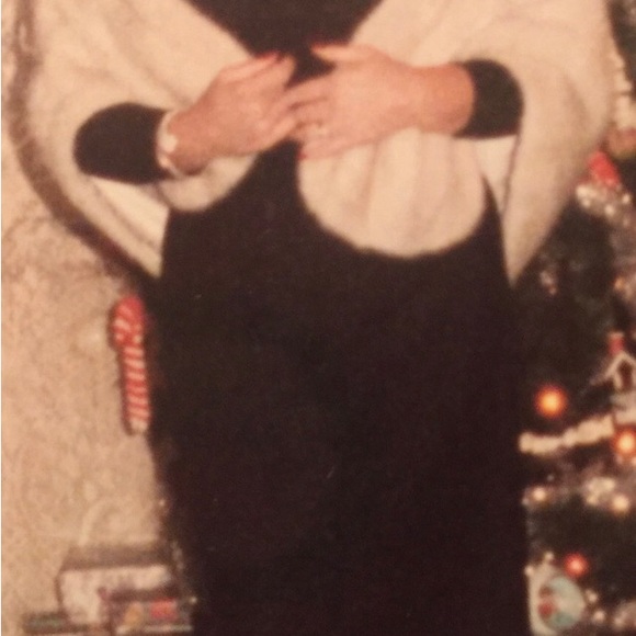 MINK: Authentic  Mink Cape - Picture 2 of 16